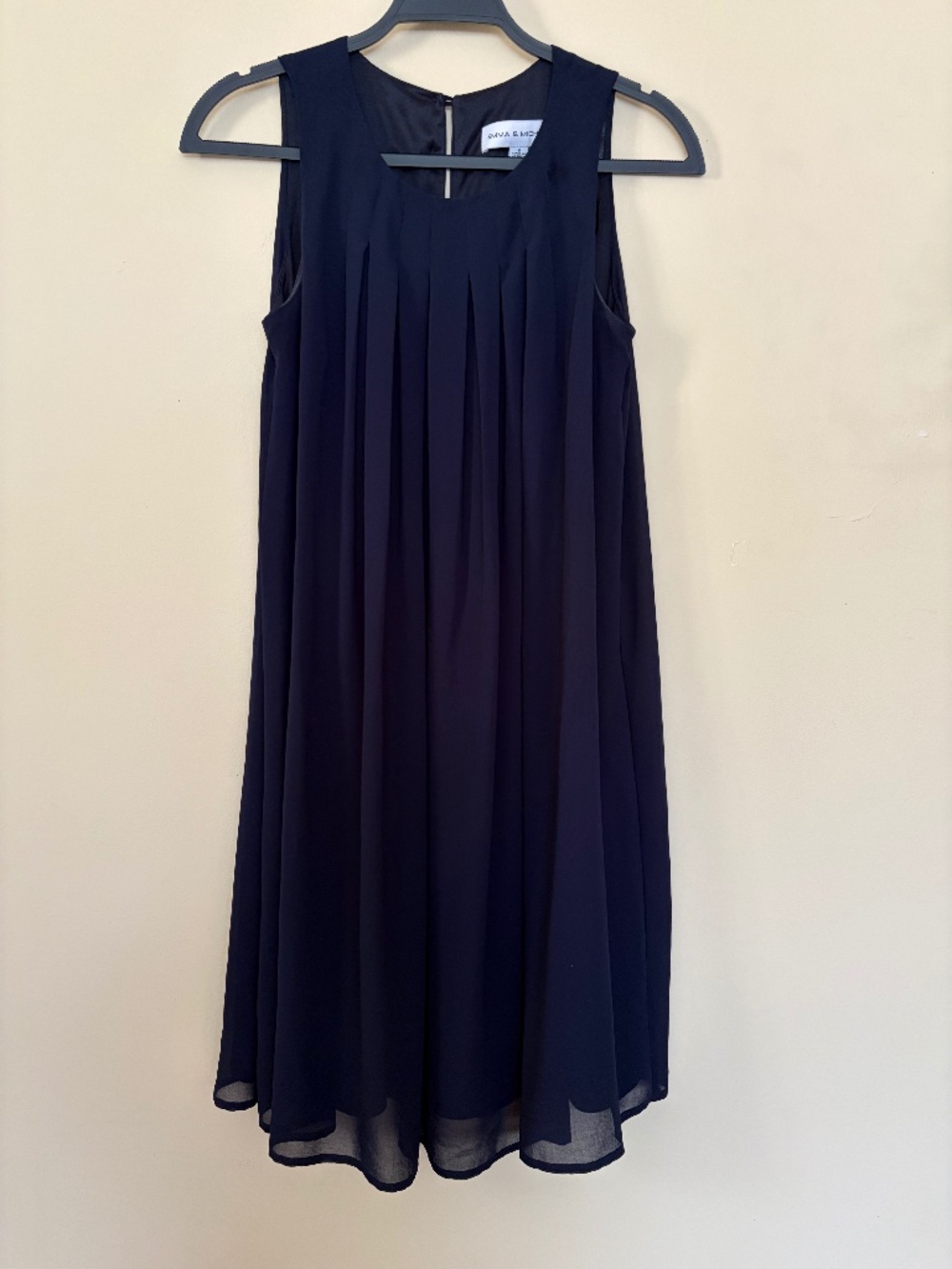 Emma & Michele Navy Pleated Sleeveless Dress – Size 8